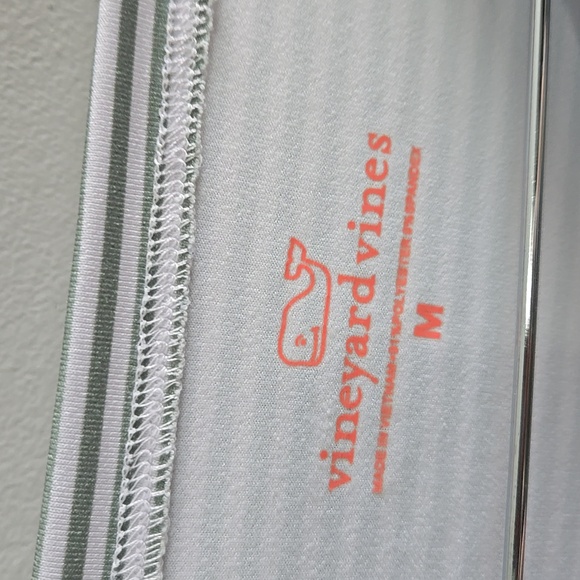 Green and White Striped Vineyard Vines Slub Shirt Size Medium - Picture 4 of 9